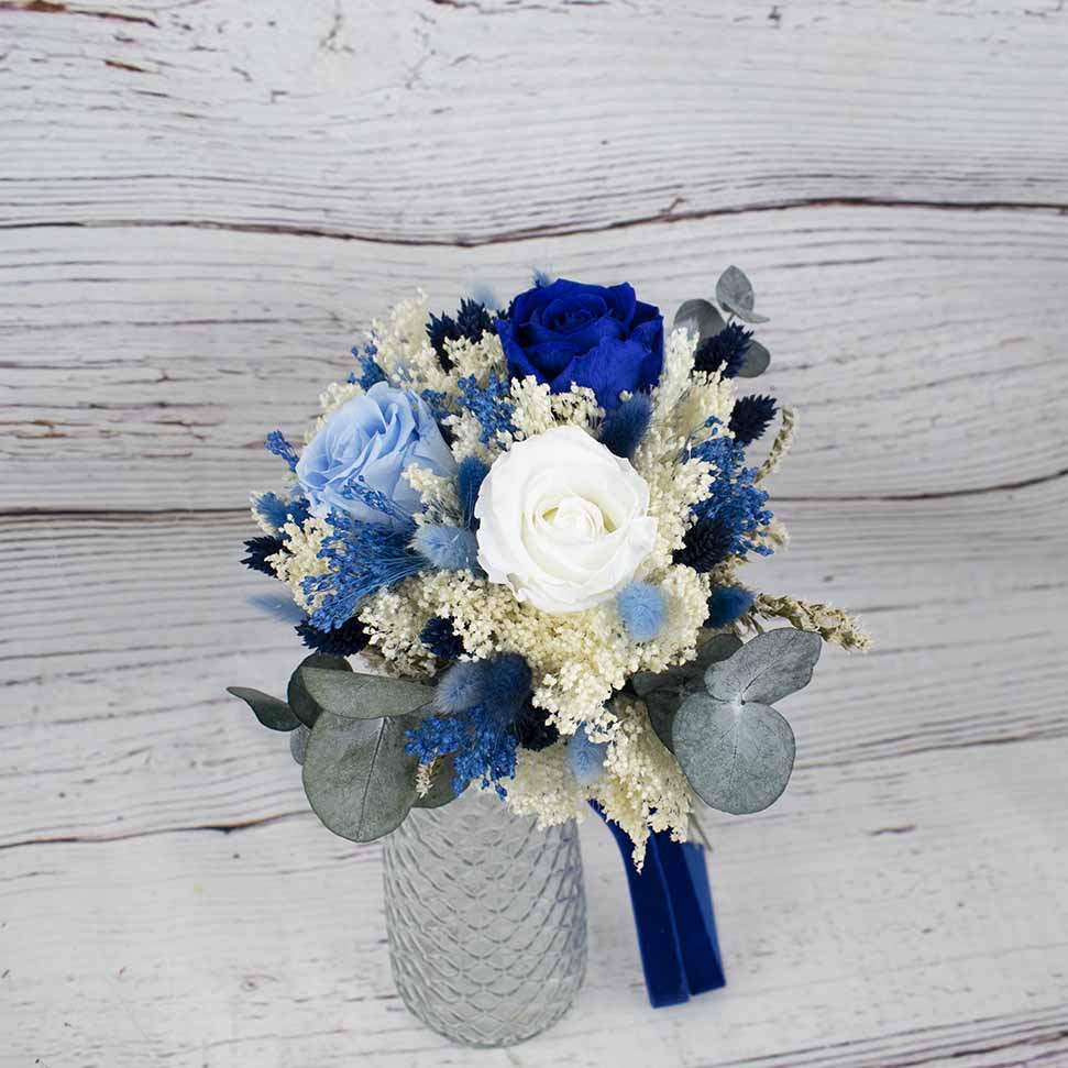 Ramo de novia con rosas azules Albaicín