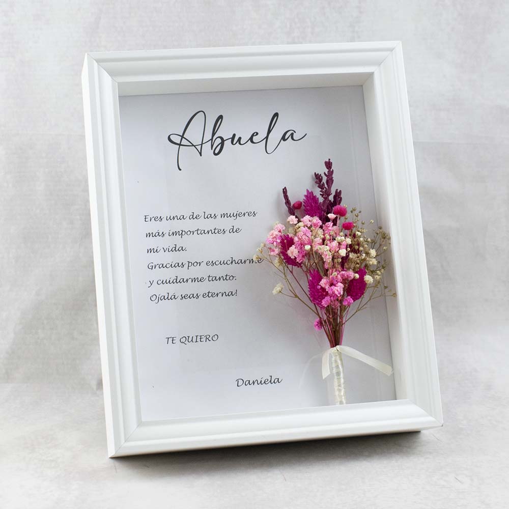cuadro de flores preservadas abuela