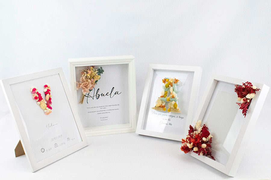 Cuadros y marcos preservados