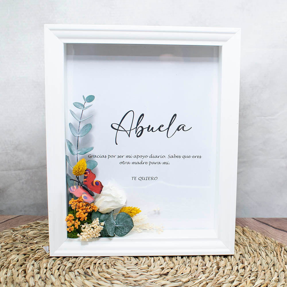 Cuadro de flores secas y preservadas con mini jardín