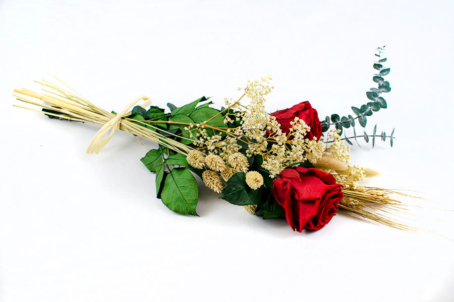 Ramo de dos rosas