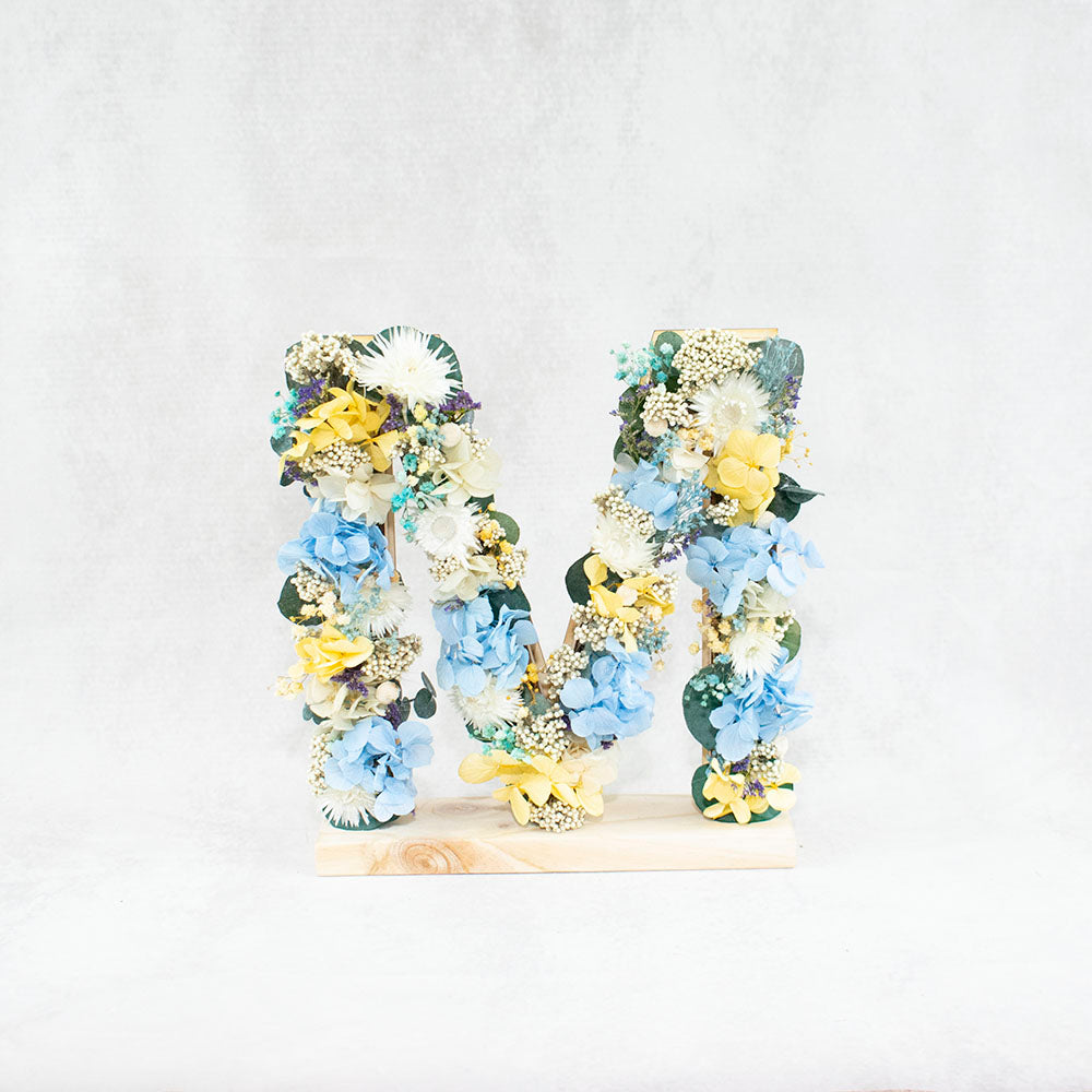 Inicial de flores boda M