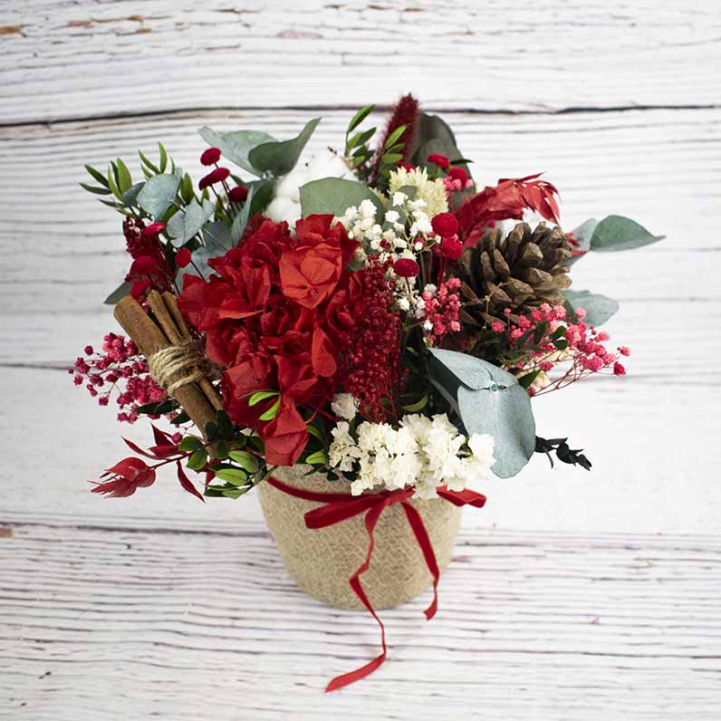 Cesto de flores rojo