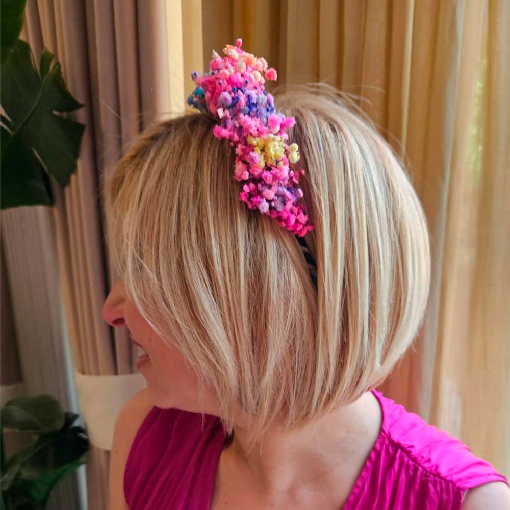 diadema de flores de colores