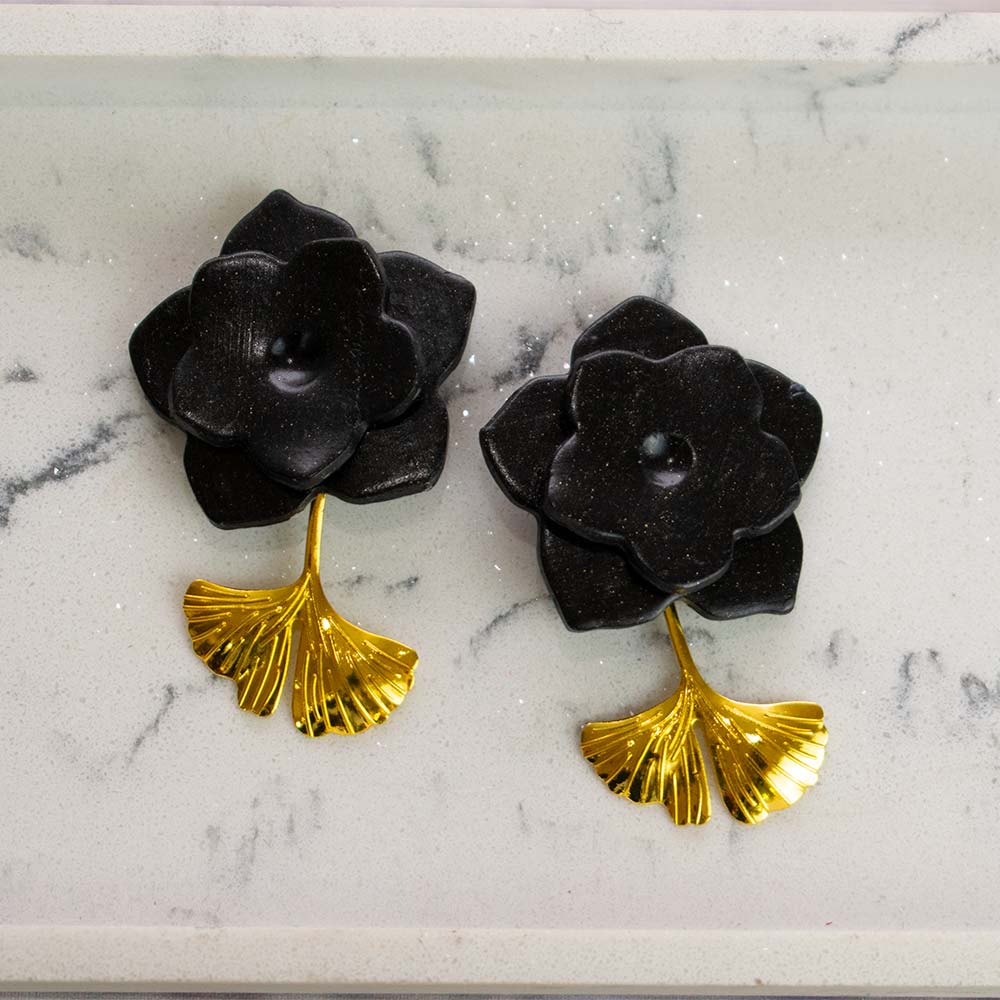 pendientes artesanales hechos a mano

