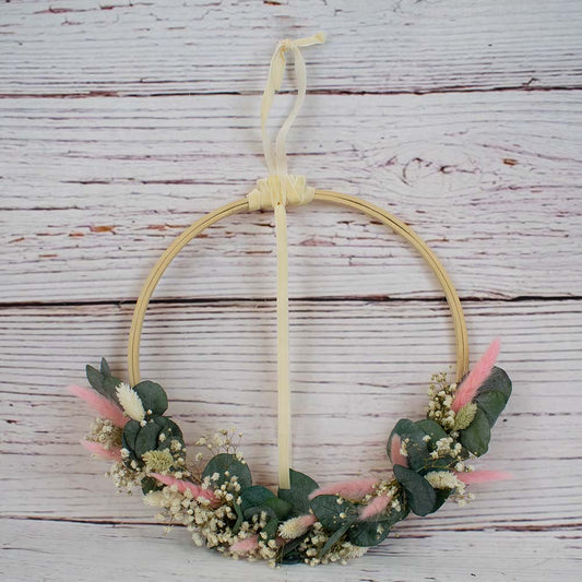 Portaalianzas de madera con flores