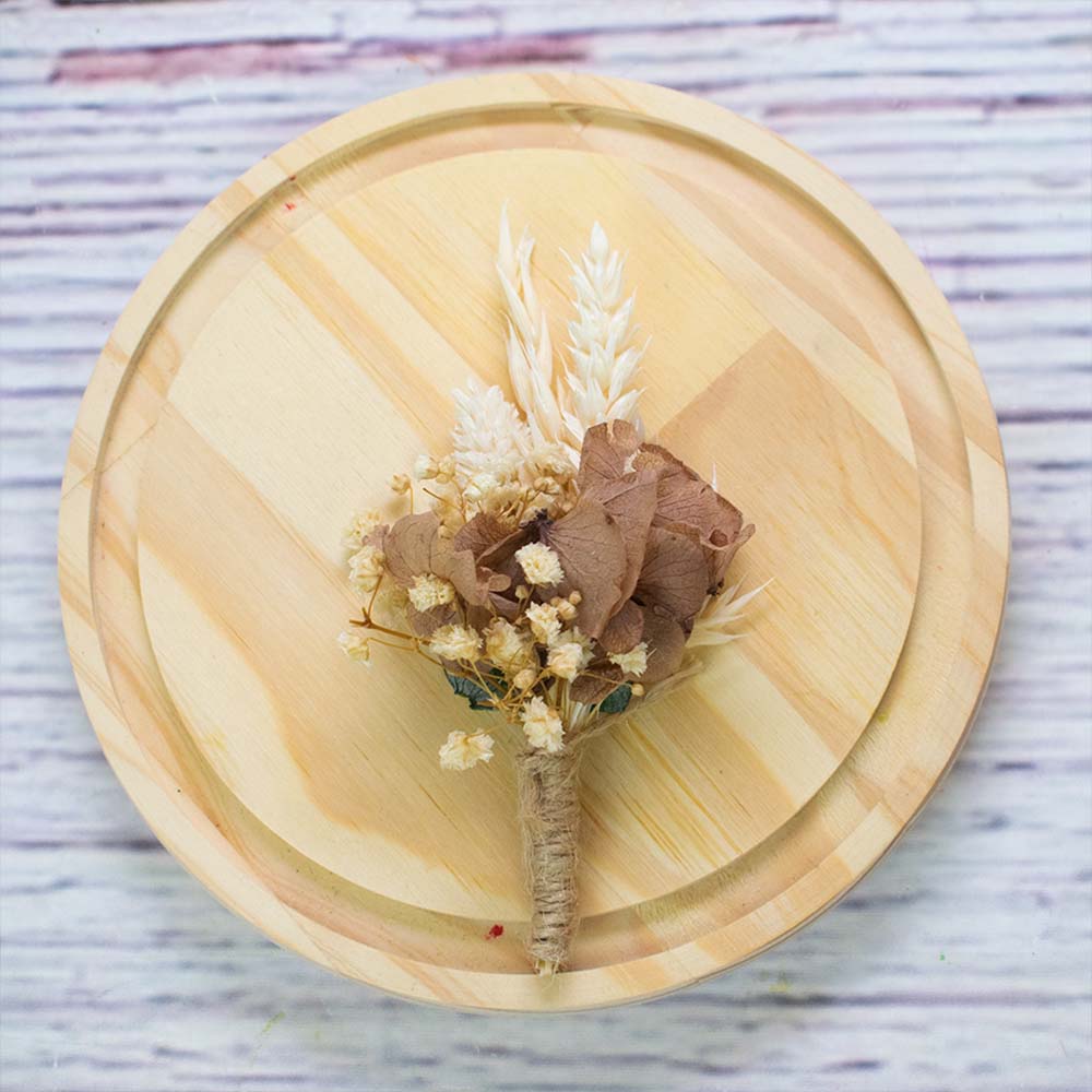 Flor en la solapa Vintage