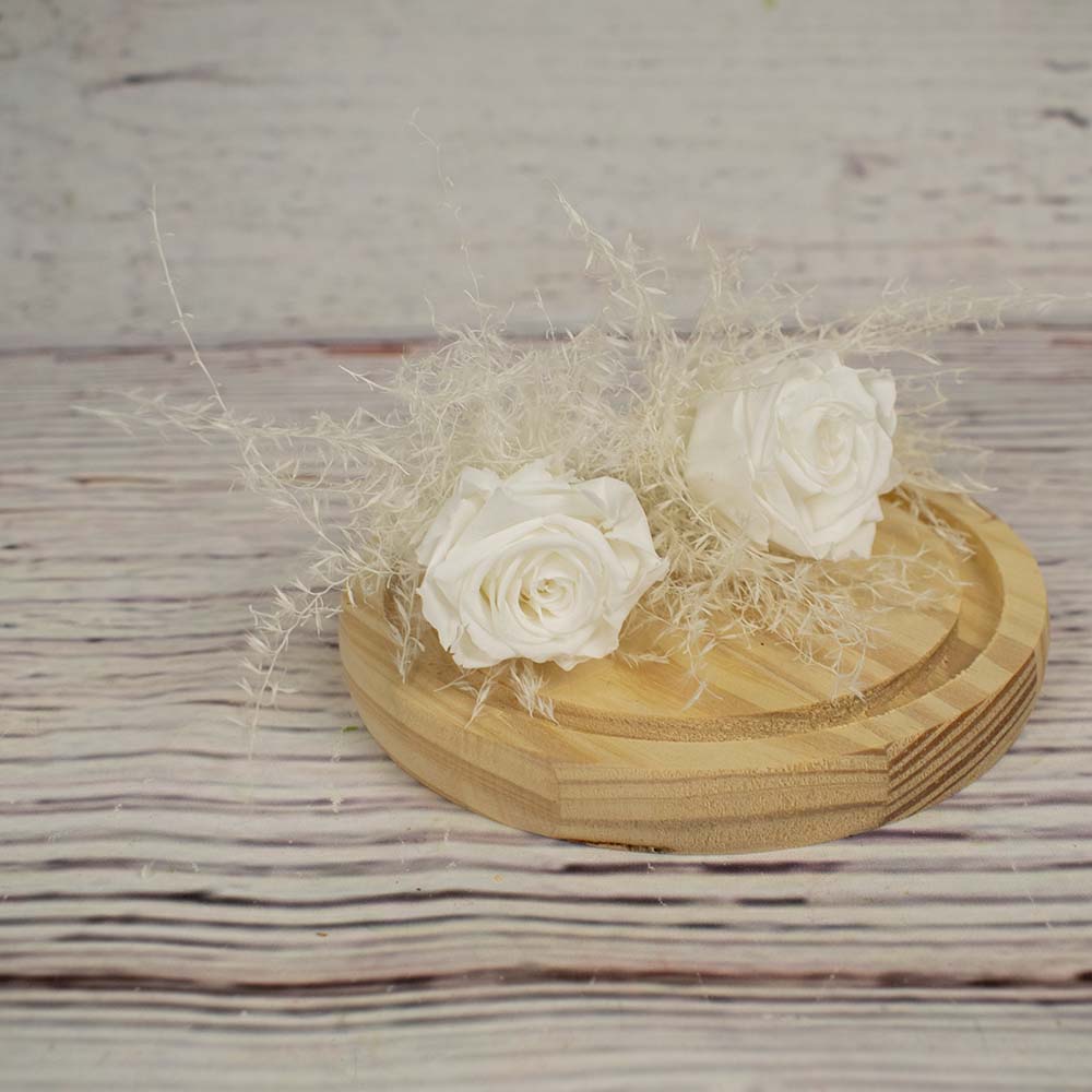 Prendido romántico rosa blanca Beatrice