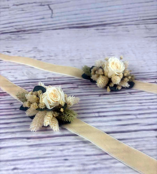 Brazalete de flores crema Flora