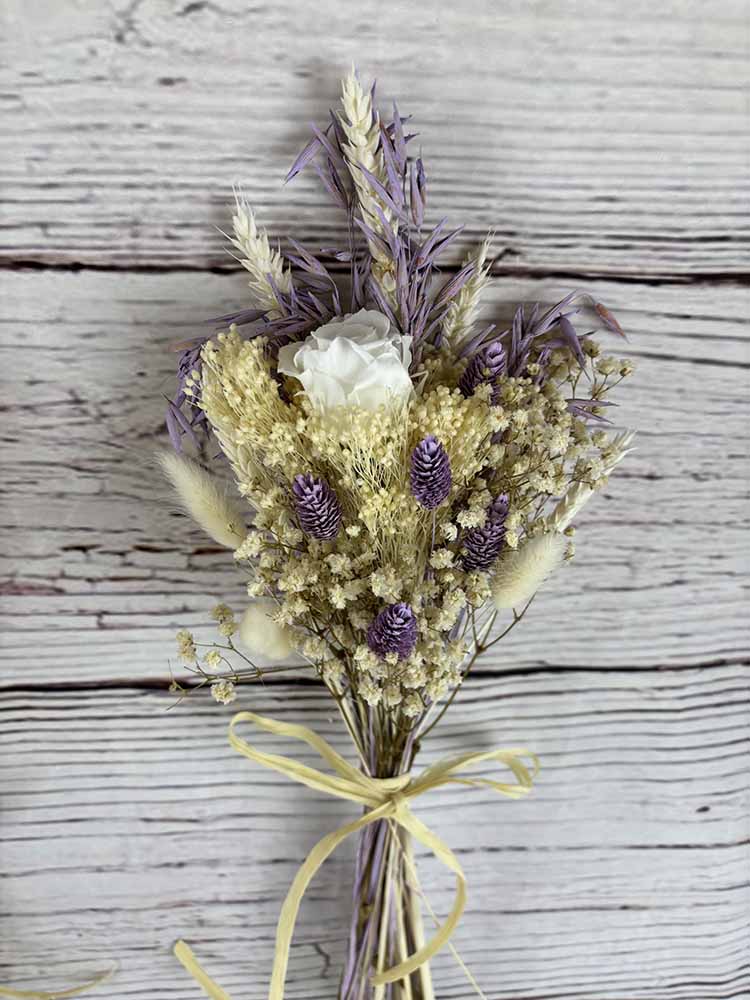 Mini ramo de flores preservadas