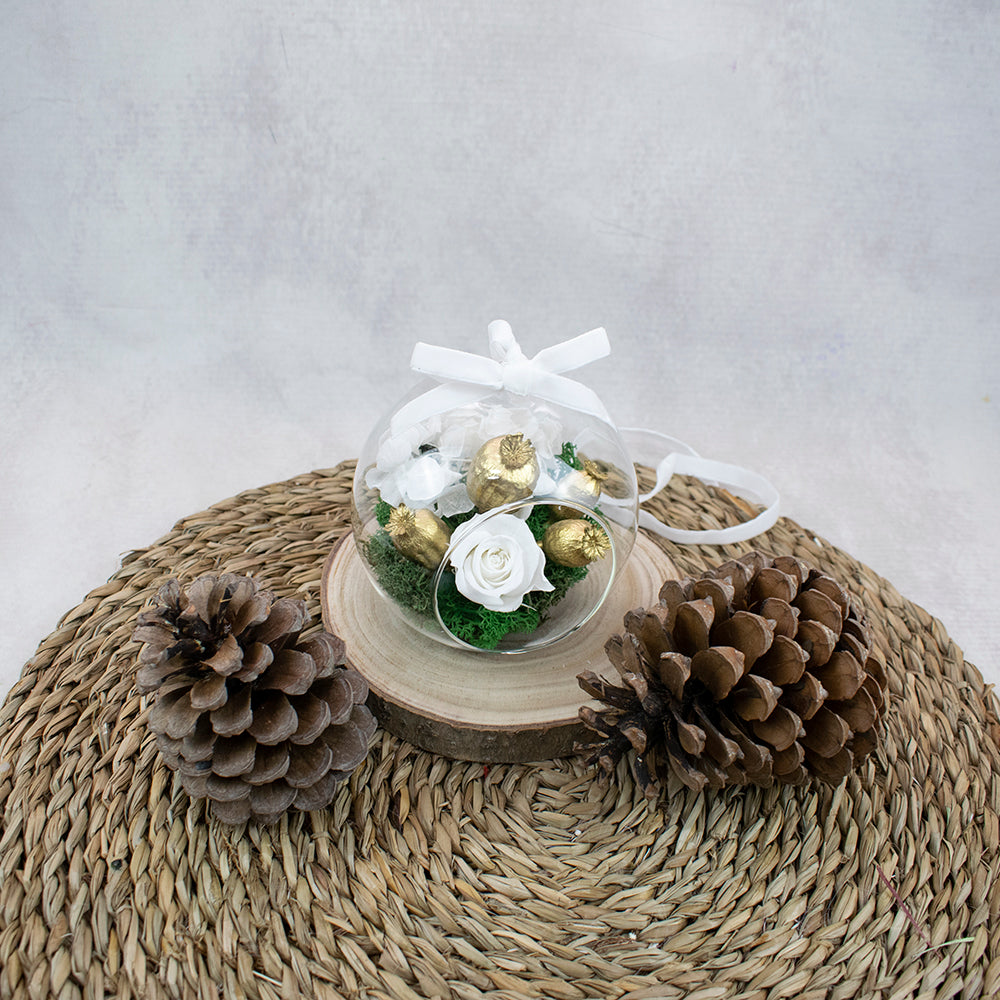 bola de cristal navideña