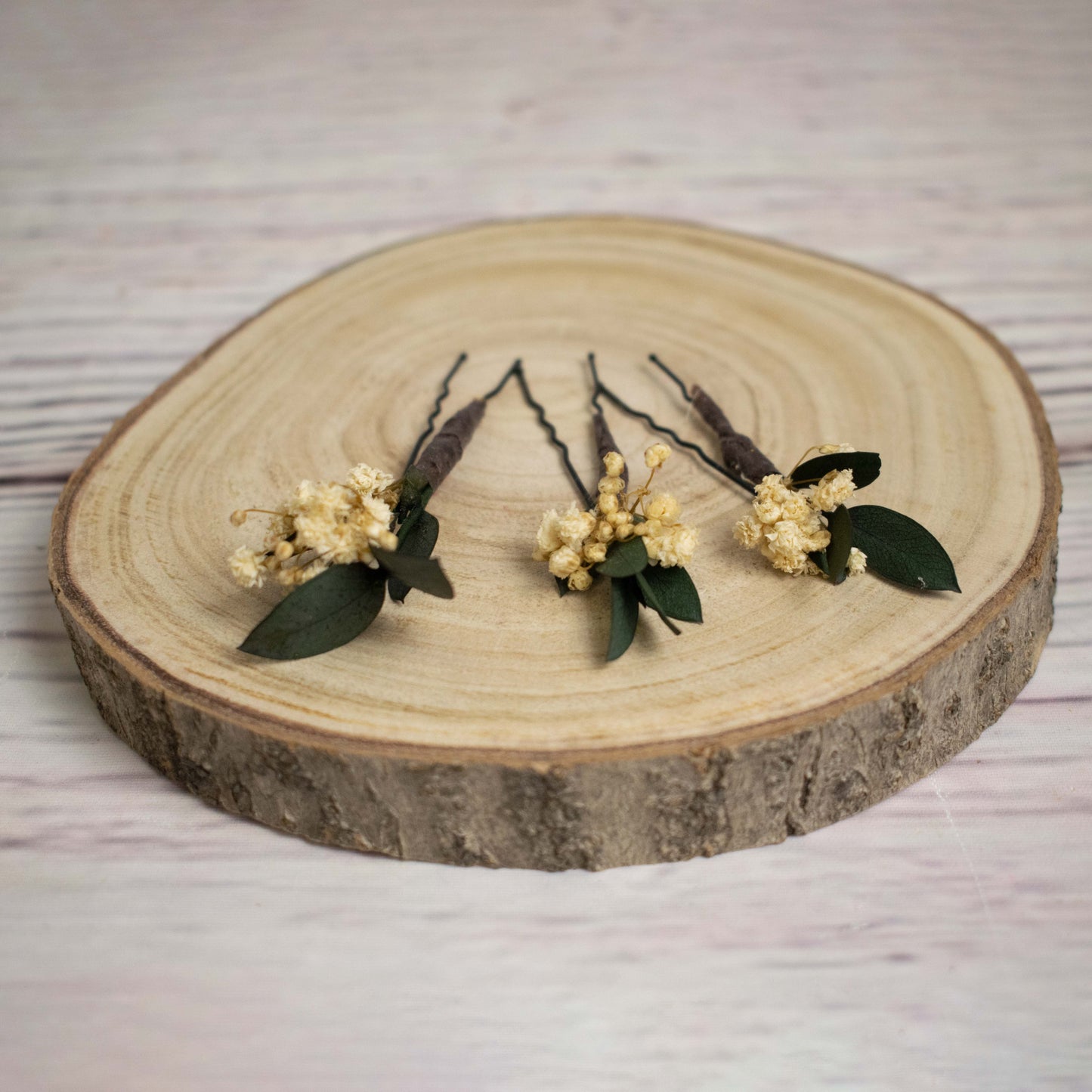 Horquillas de flores y hojas Olivia