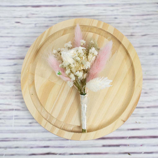 Prendido con rosa Nur