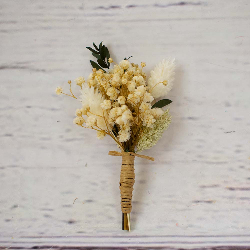 Prendido sencillo de flores blancas Sophie