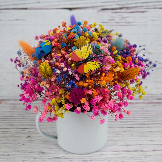 Tacita con mariposas